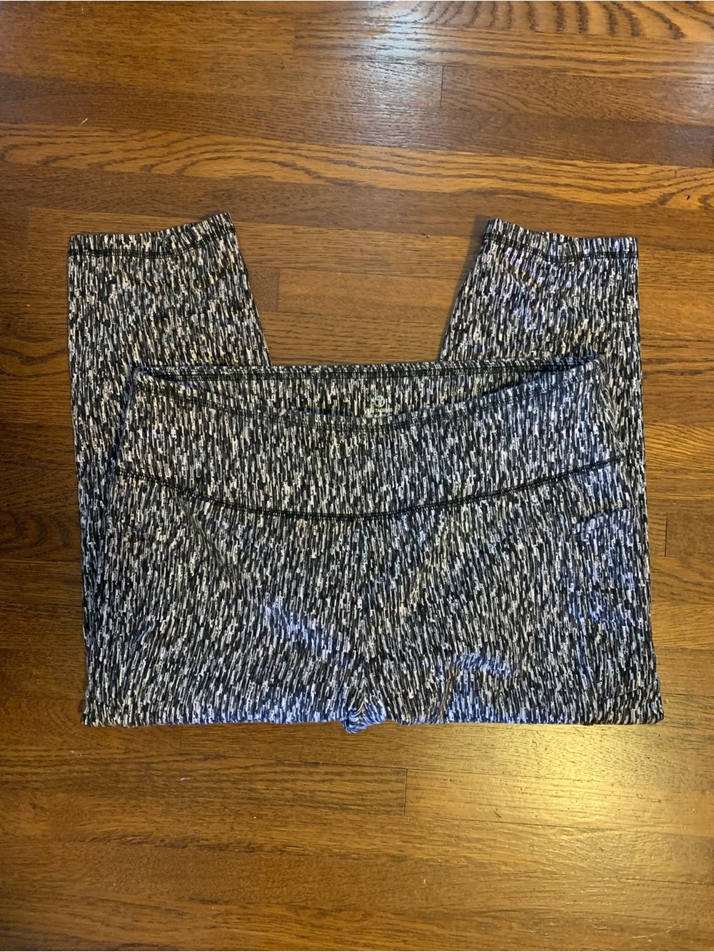 T by Talbots Workout Leggings Capri Size Large - Picture 5 of 12